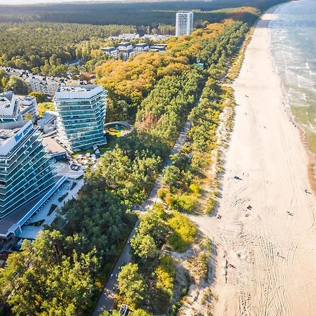 Royallux Apartment Waves Resort & Spa - Sea View From Balcony By Renters Prestige ミエンジズドロイェ エクステリア 写真