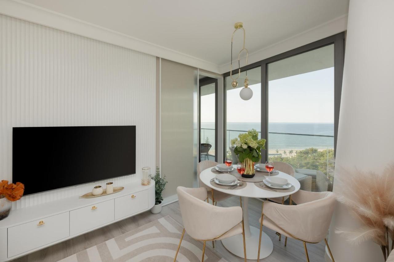 Royallux Apartment Waves Resort & Spa - Sea View From Balcony By Renters Prestige ミエンジズドロイェ エクステリア 写真