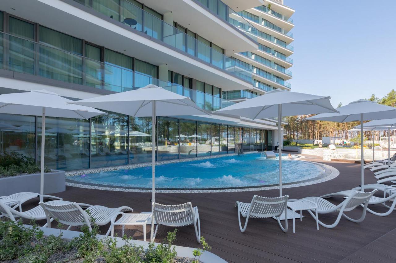 Royallux Apartment Waves Resort & Spa - Sea View From Balcony By Renters Prestige ミエンジズドロイェ エクステリア 写真