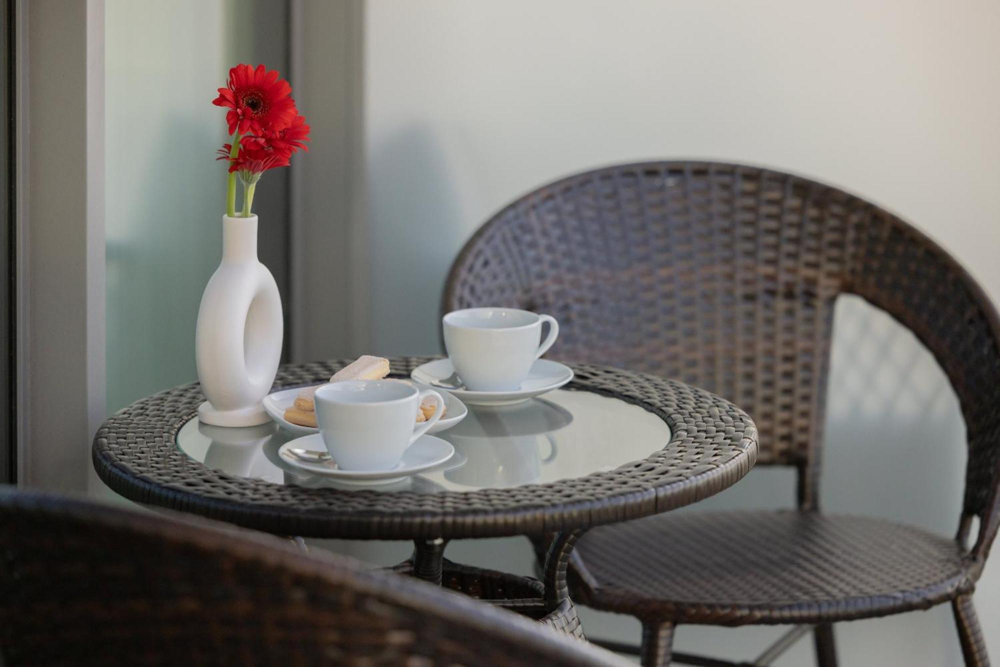 Royallux Apartment Waves Resort & Spa - Sea View From Balcony By Renters Prestige ミエンジズドロイェ エクステリア 写真