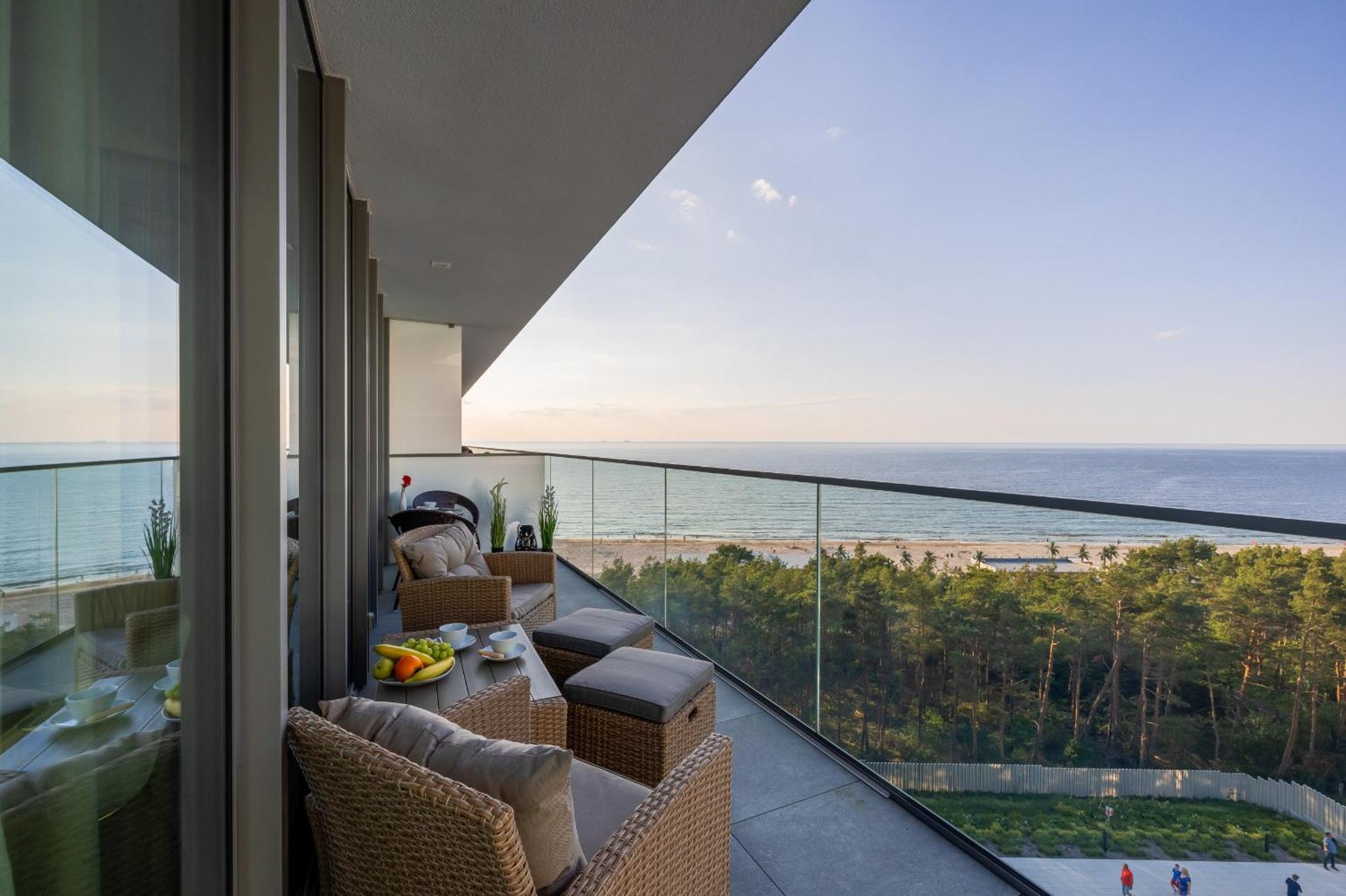 Royallux Apartment Waves Resort & Spa - Sea View From Balcony By Renters Prestige ミエンジズドロイェ エクステリア 写真